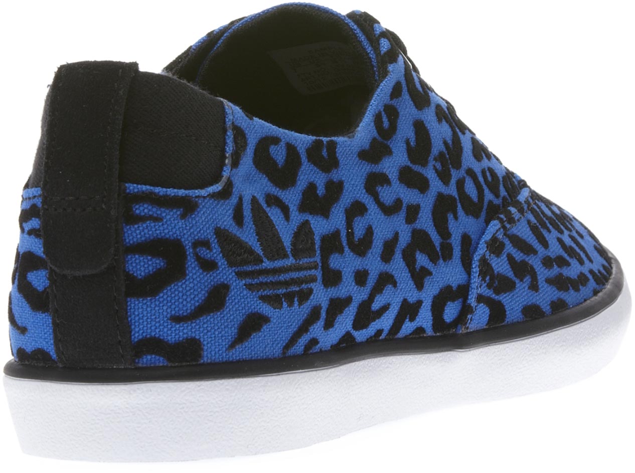 ADIDAS AZURINE оригинални дамски кецове ADIDAS AZURINE оригинални дамски кецове
